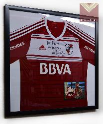 Enmarcado camiseta River con foto Marcos y Cuadros