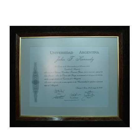 Enmarcado de diploma  Universidad Kennedy